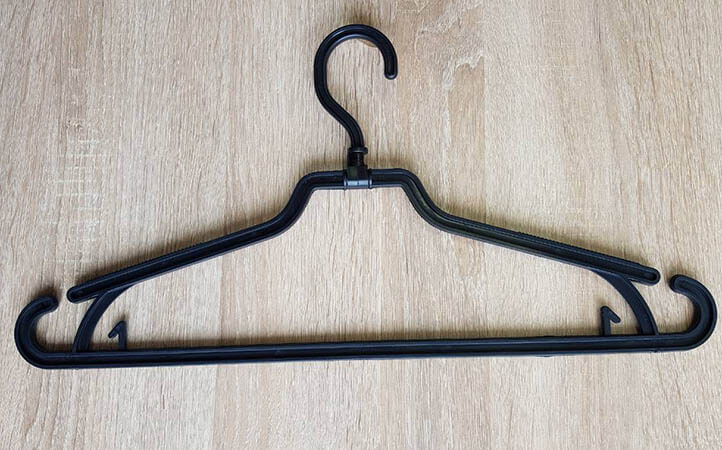 вешалка плечики 1